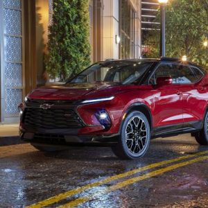 RA MẮT CHEVROLET BLAZER 2023 - SUV NGANG CƠ HONDA CR-V ĐƯỢC NÂNG CẤP THIẾT KẾ VÀ CÔNG NGHỆ